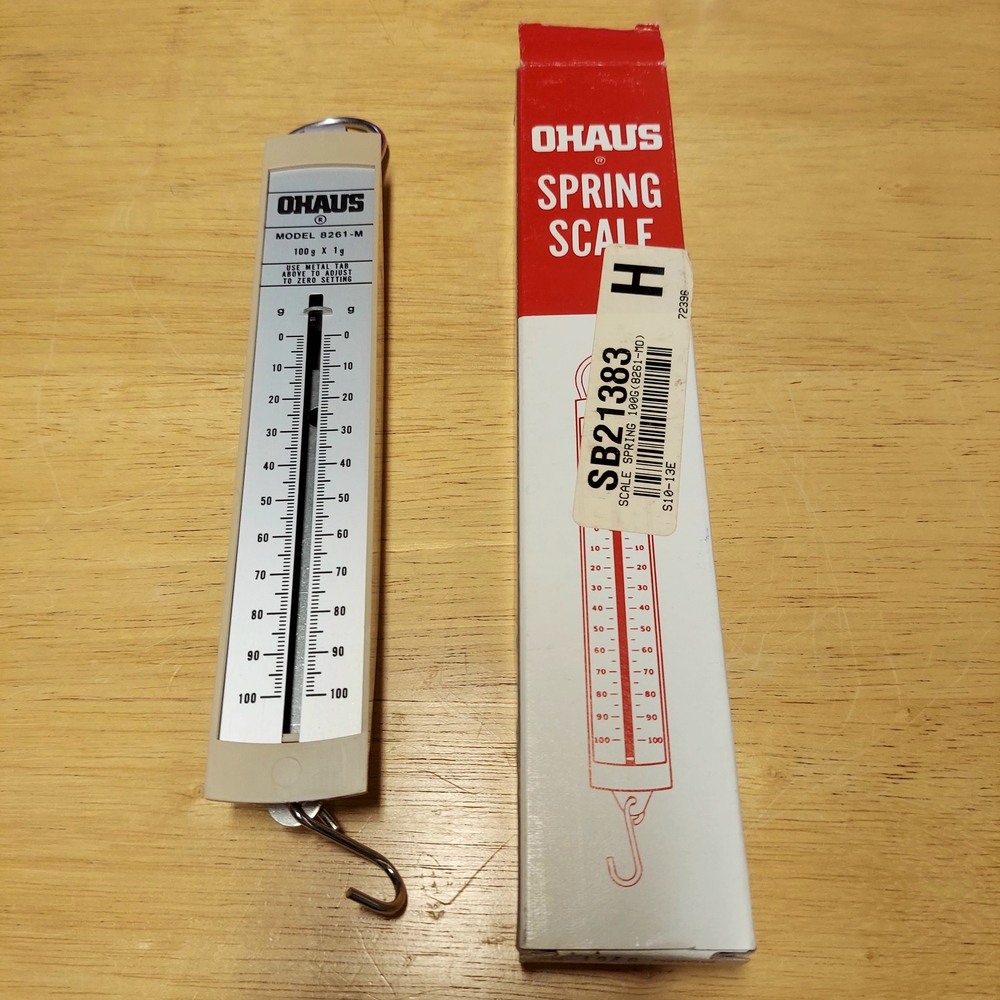 NEW OHAUS Versatile Vintage Spring Scale with Hook, Model 8261-M in original box
